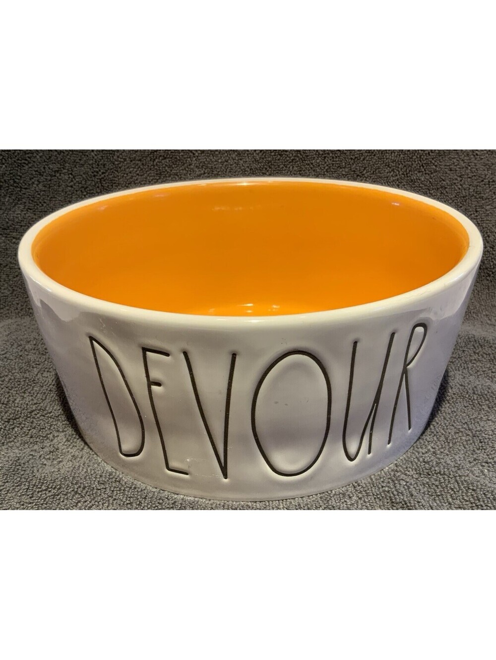 Rae Dunn Artisan Collection Ceramic 8”D x 3.5”H Large Pet Food/Water 36oz. Bowl